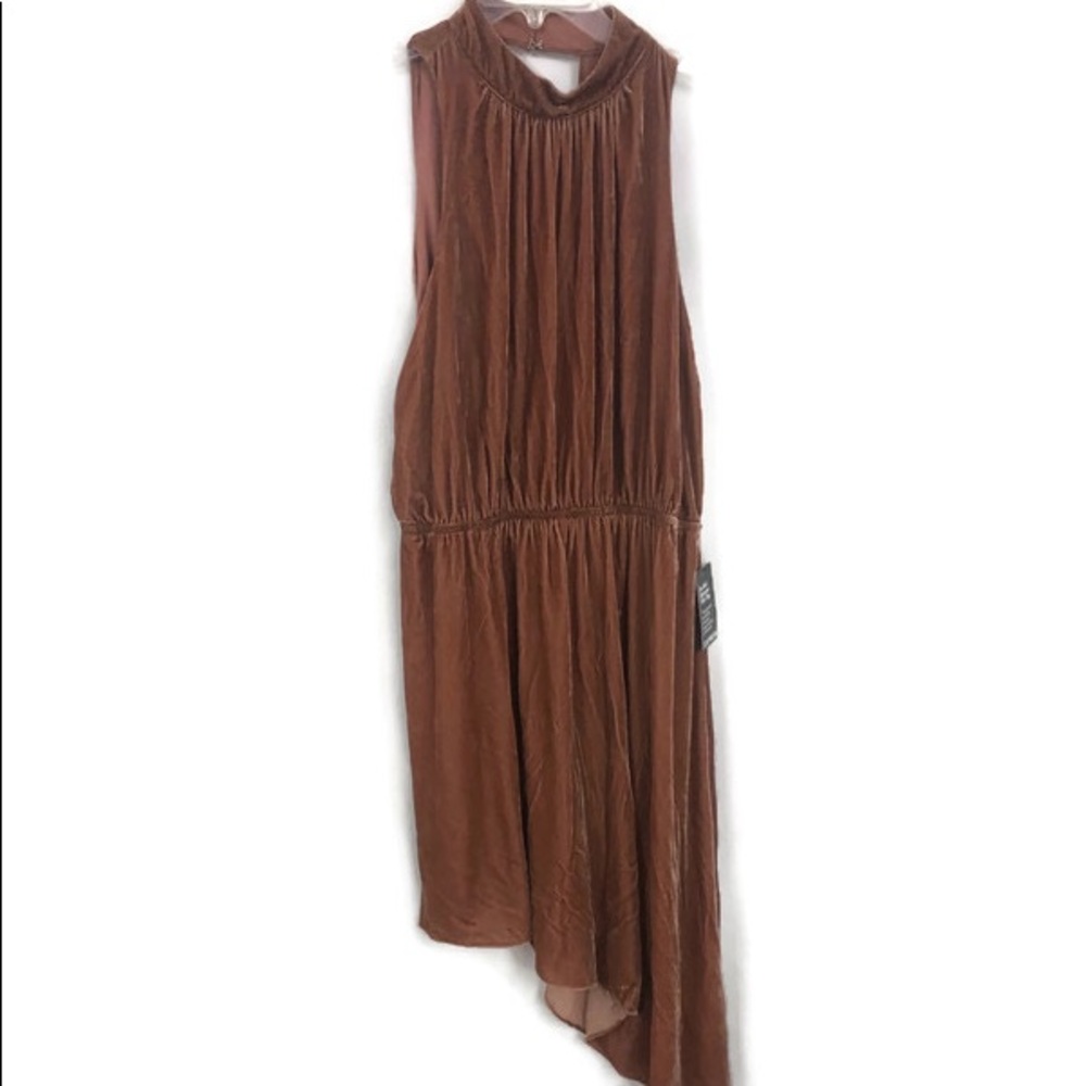 EXPRESS BLUSH VELVET DRESS‎ L